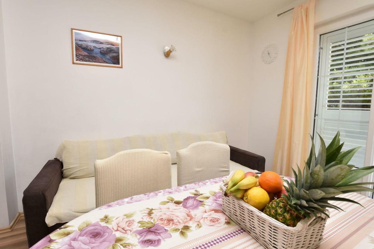 Apartment Brico *