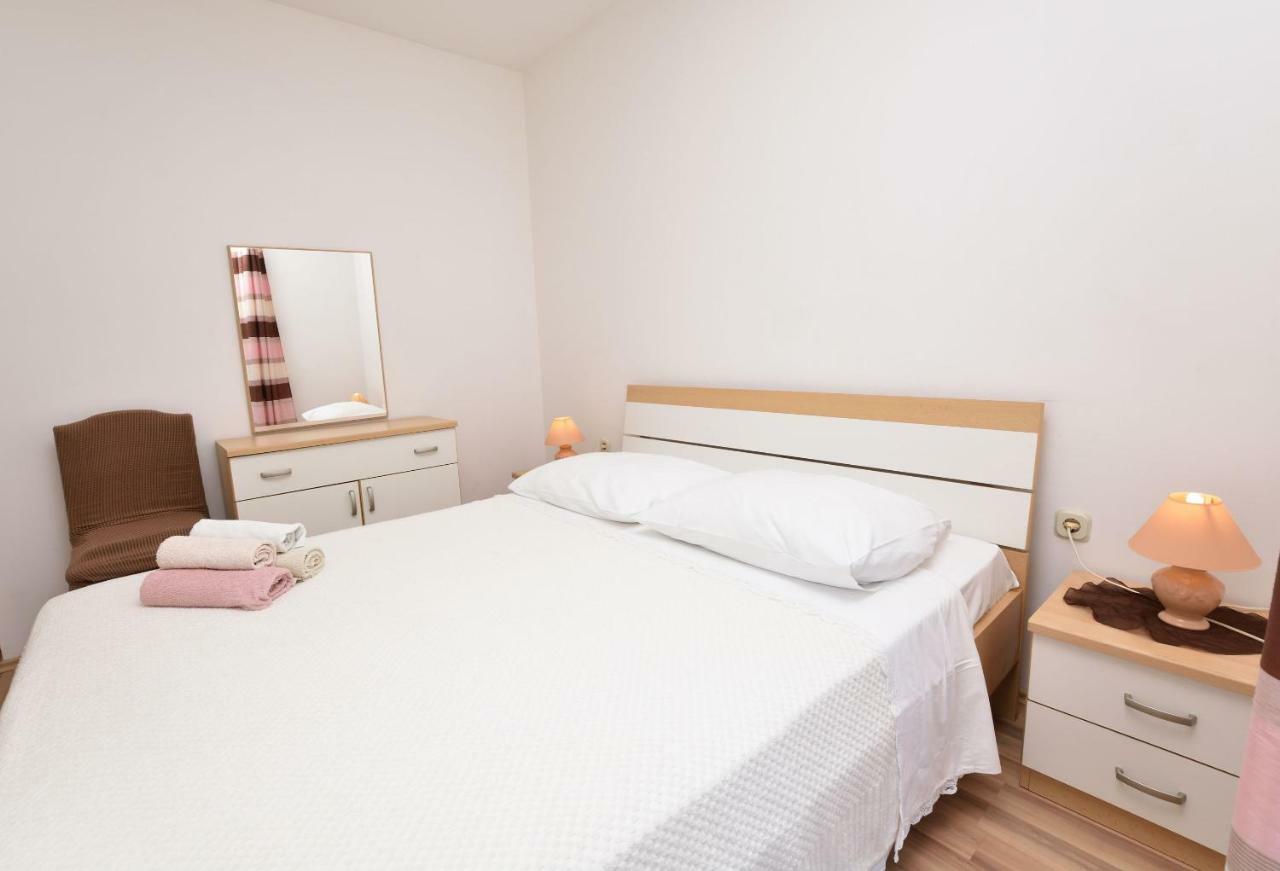 Apartment Brico *